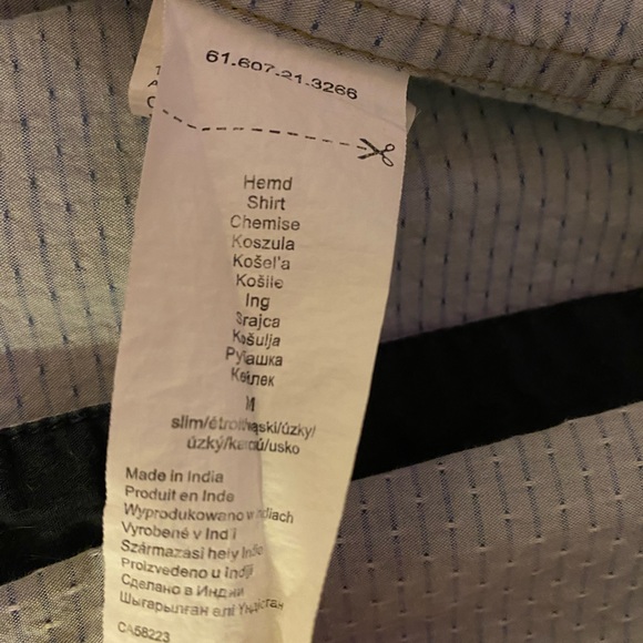 Boy’s size M // Oliver’s 100% Cotton Button down Shirt - Picture 4 of 6